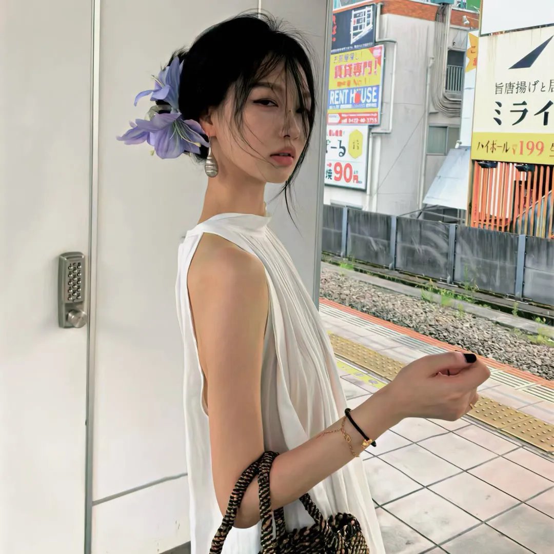 背后有人